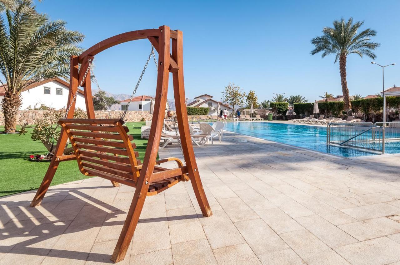 Renovated 3 Bedroom - With Pool Next The Apartment *